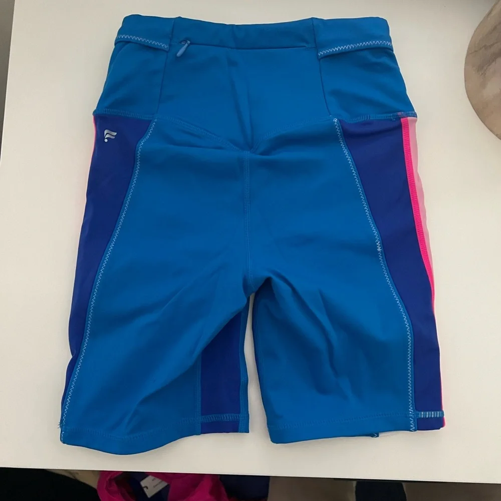Fabletics biker shorts - Picture 4 of 4